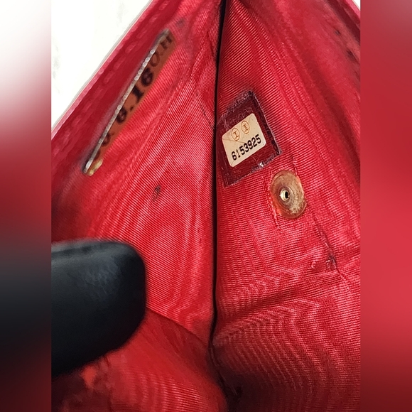 💯 % Authentic Vintage Chanel  red Leather Wallet - Picture 10 of 16